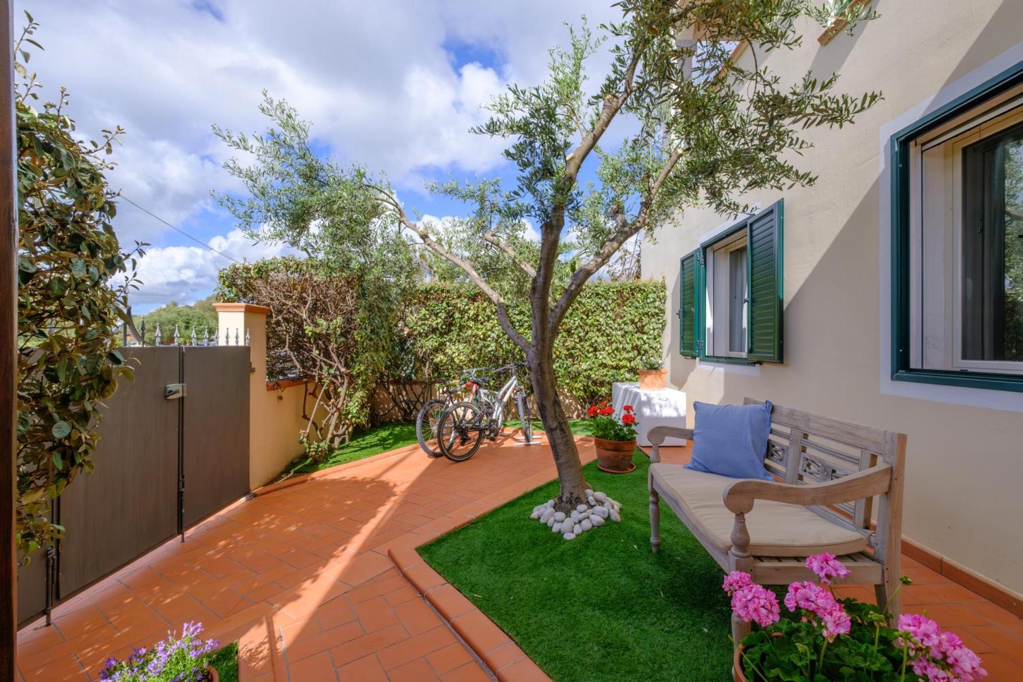 Orosei Home Holidays - Sa Vadde Cala Liberotto Exterior foto